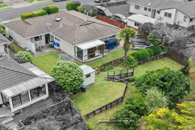 Photo of property in 12 Norrie Street, Te Puke, 3119