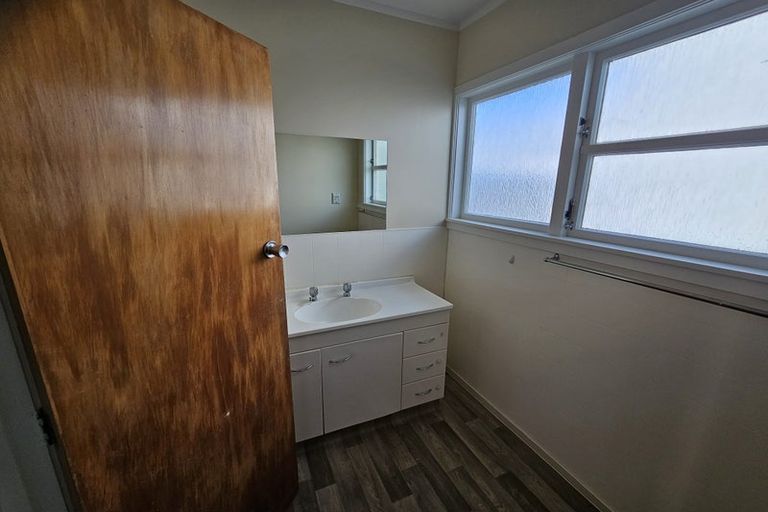 Photo of property in 228 Old Farm Road, Hamilton East, Hamilton, 3216