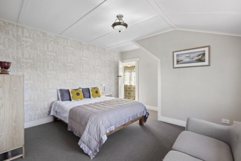 Photo of property in 370 Bay View Road, Saint Clair, Dunedin, 9012