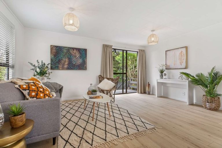 Photo of property in 63a/1 Colwill Road, Massey, Auckland, 0614