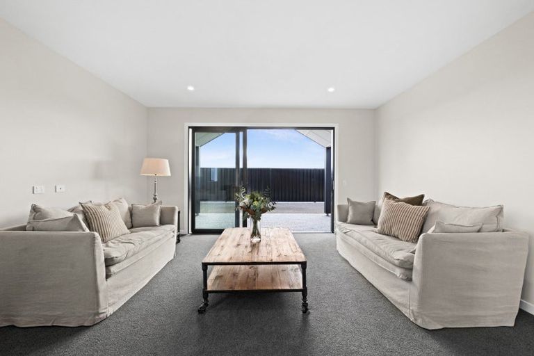 Photo of property in 22 Beecroft Drive, Havelock North, 4130