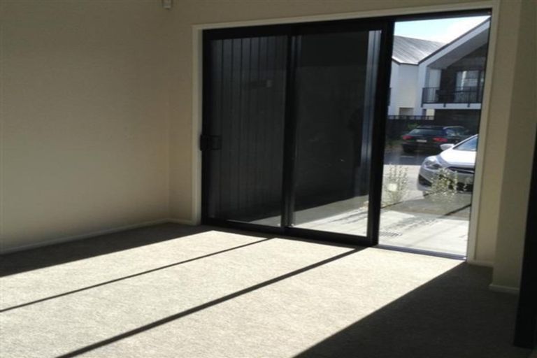 Photo of property in 56 Rangihina Road, Hobsonville, Auckland, 0616