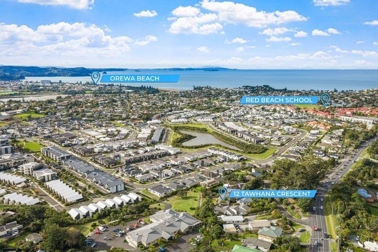 Photo of property in 12 Tawhana Crescent, Red Beach, 0932