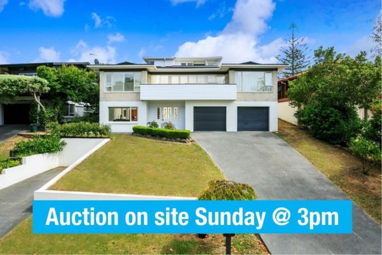 Photo of property in 4 Kiri Place, Mairangi Bay, Auckland, 0630