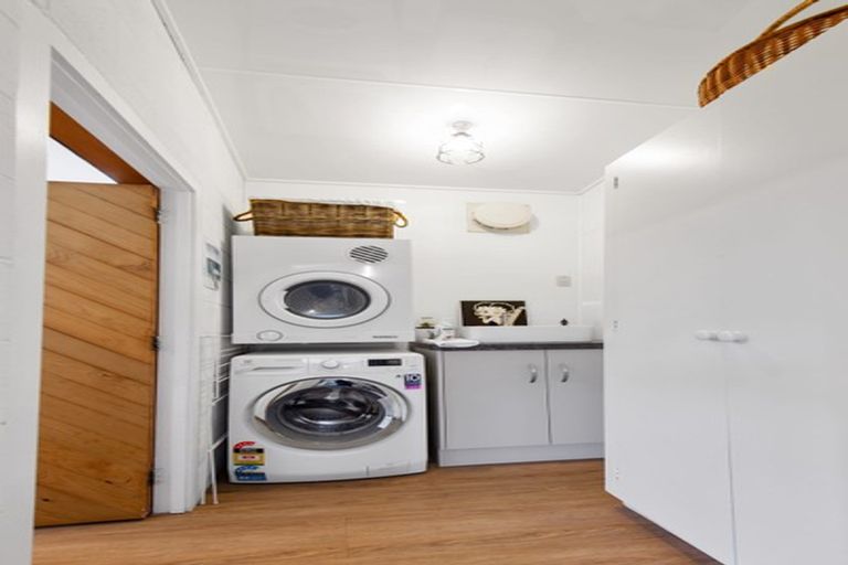 Photo of property in 102 Hokonui Drive, Gore, 9710