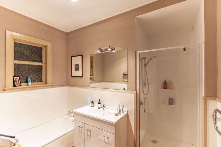 Photo of property in 16 Tavistock Road, Waipukurau, 4200