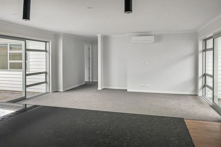 Photo of property in 18 Te Ara O Motutawa, Avalon, Lower Hutt, 5011