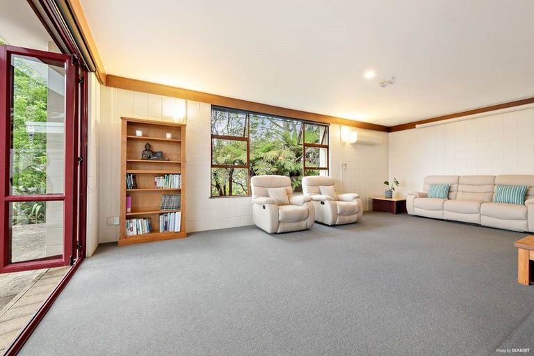 Photo of property in 12a Shetland Street, Glen Eden, Auckland, 0602