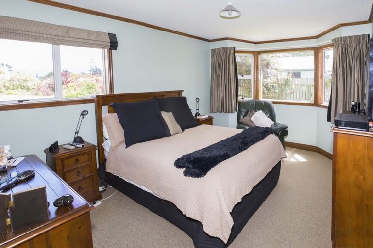 Photo of property in 3 Maclaurin Street, Dannevirke, 4930