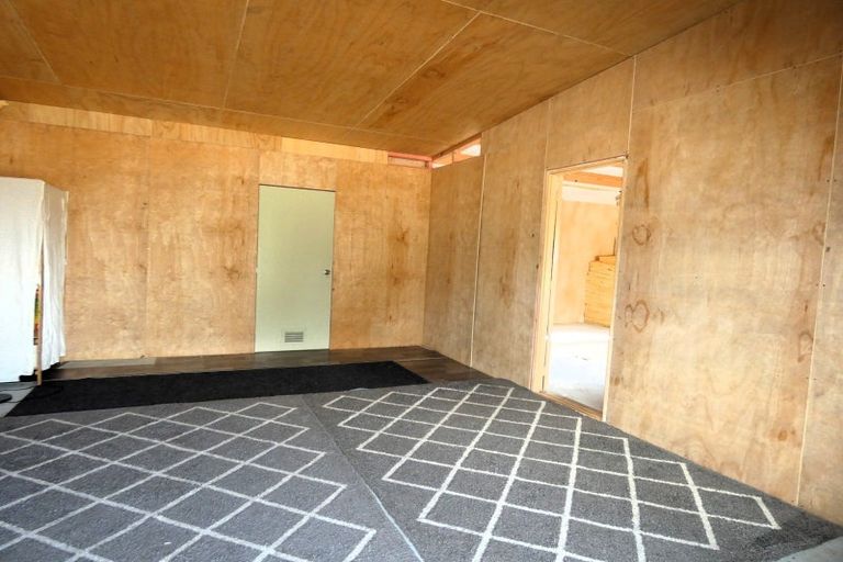 Photo of property in 1/1 Mcpadden Road, Westport, 7892