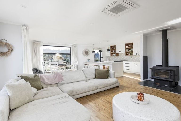 Photo of property in 27 Edinburgh Street, Waimate, 7924