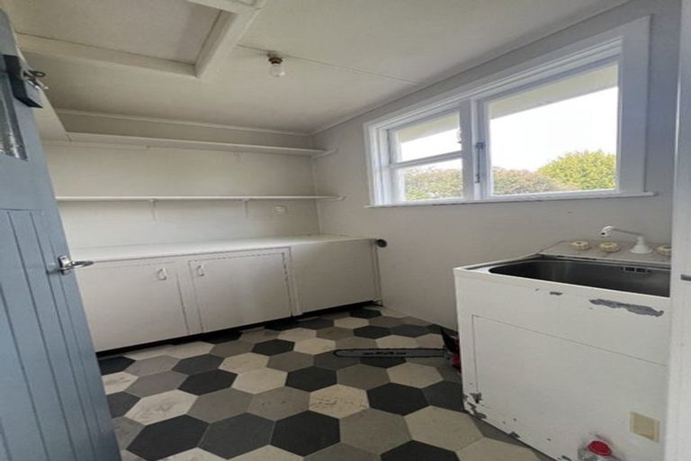 Photo of property in 73 Murphy Street, Strathern, Invercargill, 9812