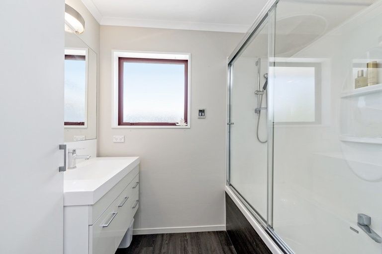 Photo of property in 17b Manor Drive, Rolleston, 7614