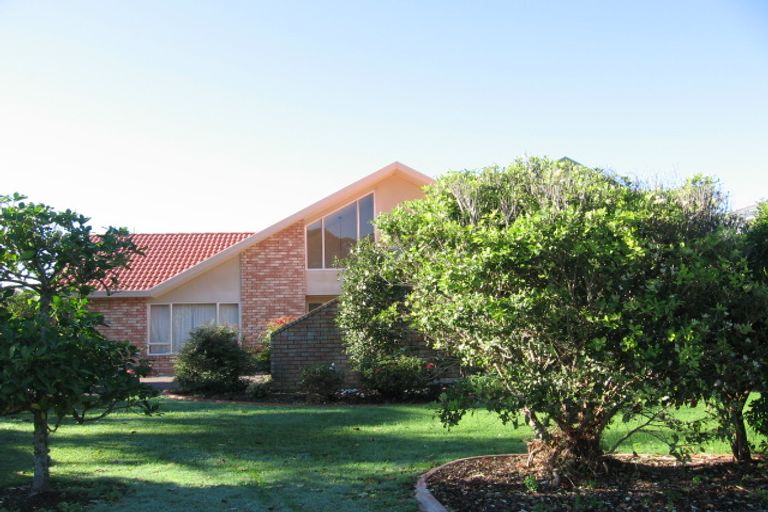 Photo of property in 13 Landing Drive, Albany, Auckland, 0632