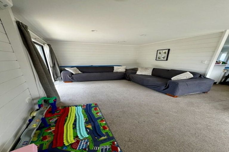 Photo of property in 1/62 Solar Road, Glen Eden, Auckland, 0602