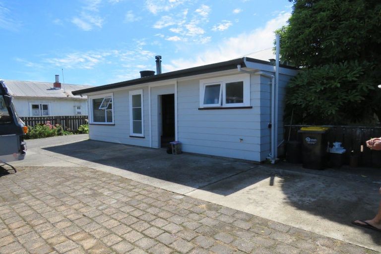 Photo of property in 46 Romilly Street, Westport, 7825