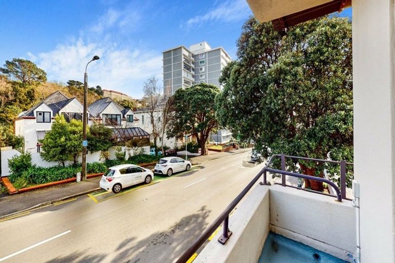 Photo of property in 3/193 The Terrace, Wellington Central, Wellington, 6011