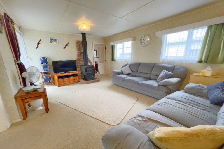 Photo of property in 221 Otahu Road, Whangamata, 3620
