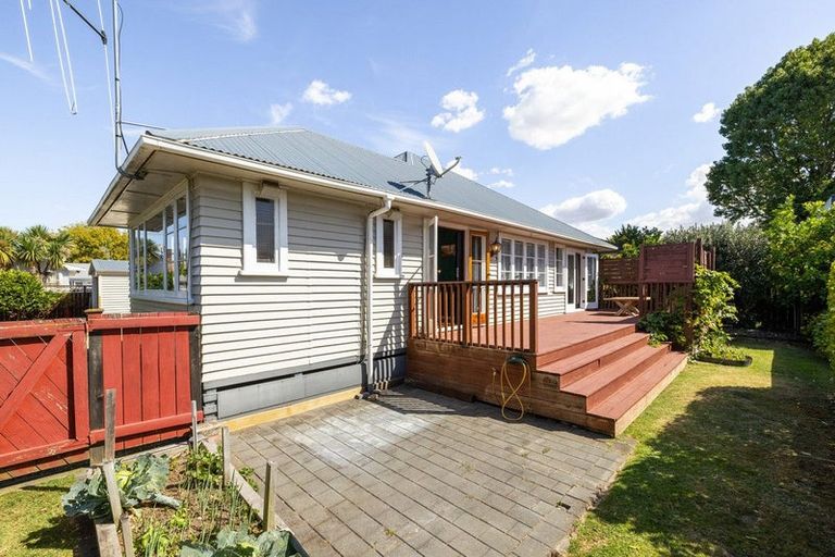 Photo of property in 52 Grosvenor Street, Cambridge, 3434