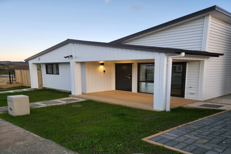 Photo of property in 4a Enchantment Lane, Karaka, Papakura, 2113