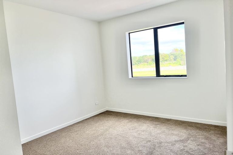 Photo of property in 15 Pilot Drive, Hobsonville, Auckland, 0616