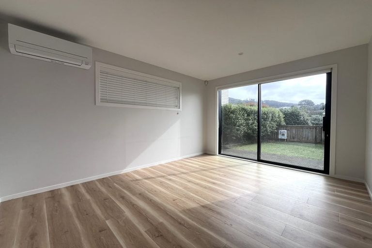 Photo of property in 6e Huia Street, Tawa, Wellington, 5028