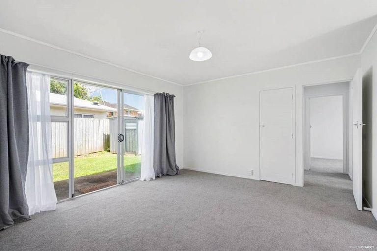 Photo of property in 1/9 Pratt Street, Papakura, 2110