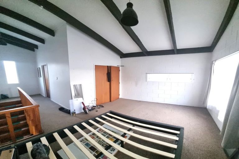 Photo of property in 129 Constable Street, Newtown, Wellington, 6021