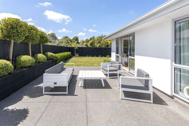 Photo of property in 17 Carpenter Drive, Prebbleton, 7604