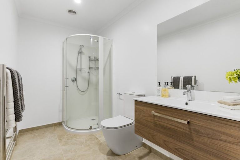 Photo of property in 9 Hudson Bay Road, Hobsonville, Auckland, 0616