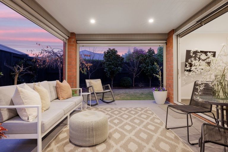 Photo of property in 21 Kahuparere Crescent, Pyes Pa, Tauranga, 3112