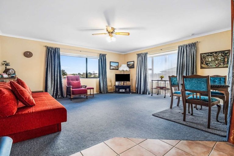 Photo of property in 89 Elsie Drive, Waiuku, 2123