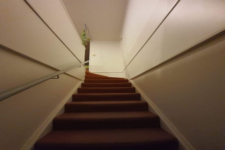 Photo of property in 7/3 Kelvin Grove, Te Aro, Wellington, 6011