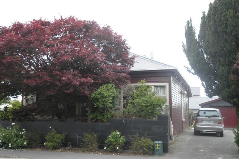 Photo of property in 90 Grafton Street, Waltham, Christchurch, 8011