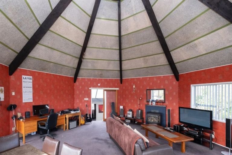 Photo of property in 2 Ulysses Street, Stratford, 4332