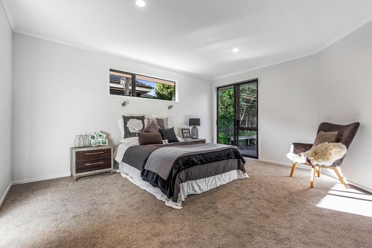 Photo of property in 15 Elliot Street, Howick, Auckland, 2014