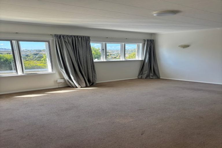 Photo of property in 169 Broderick Road, Johnsonville, Wellington, 6037