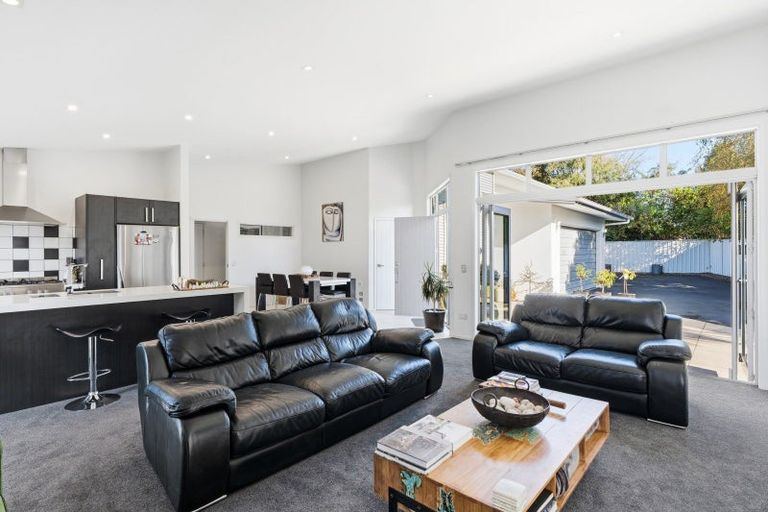 Photo of property in 6a Walton Park Avenue, Fairfield, Dunedin, 9018