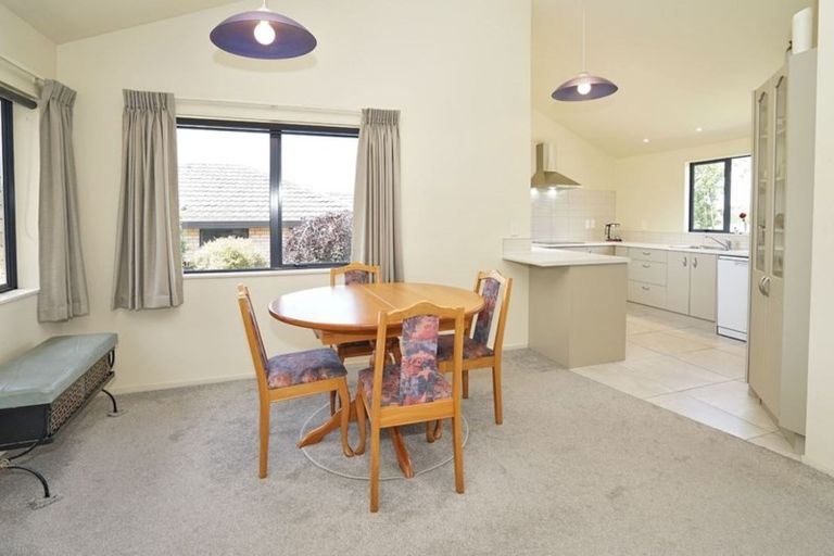 Photo of property in 11 Highbury Place, Nawton, Hamilton, 3200