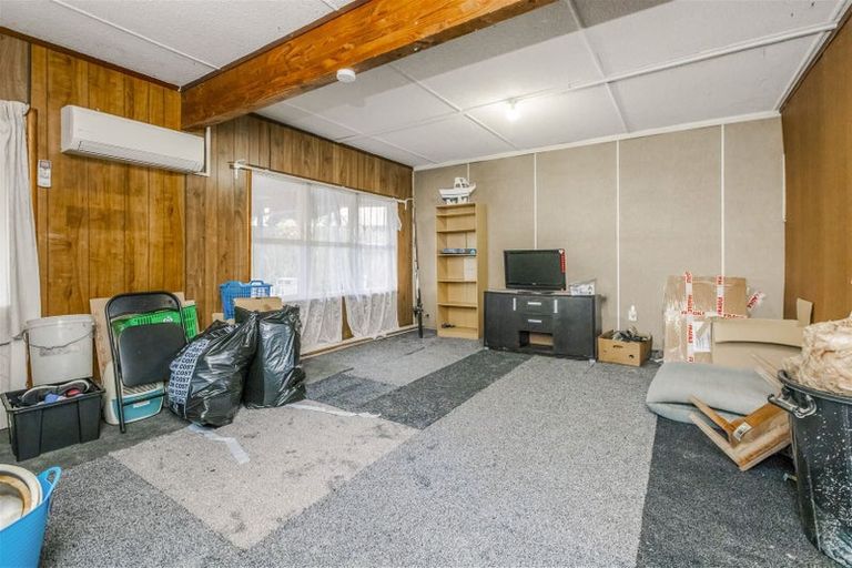 Photo of property in 26 Kohinoor Avenue, Mangere, Auckland, 2022
