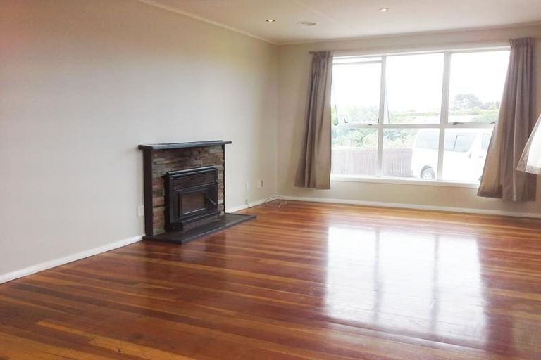 Photo of property in 1a Endeavour Street, Marfell, New Plymouth, 4310