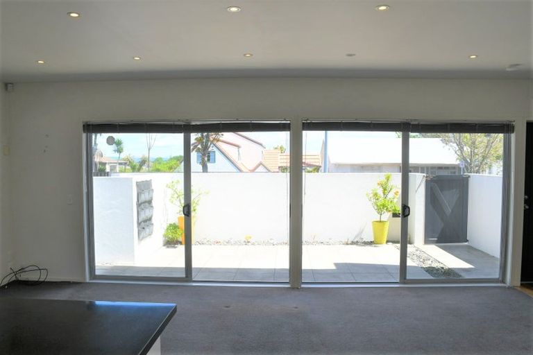 Photo of property in 2/23 Marama Street, Frankton, Hamilton, 3204