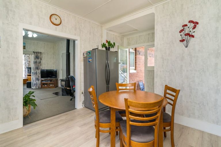 Photo of property in 16 Braeside, Kinmont Park, Mosgiel, 9024
