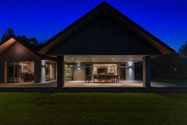 Photo of property in 240 Waipapa Road, Kerikeri, 0230