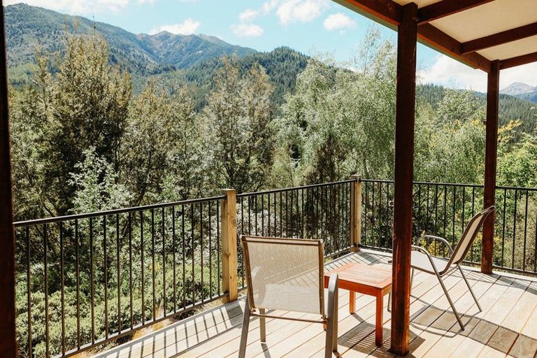 Photo of property in 20 Acheron Heights, Hanmer Springs, 7334