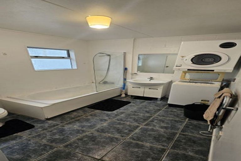 Photo of property in 3/57 Carrington Street, Lower Vogeltown, New Plymouth, 4310