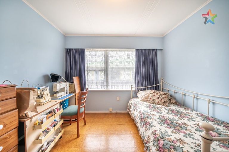 Photo of property in 22 Ruthven Road, Wainuiomata, Lower Hutt, 5014