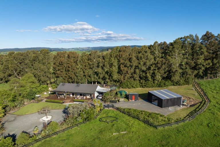 Photo of property in 243 Clevedon Kawakawa Road, Clevedon, Papakura, 2585
