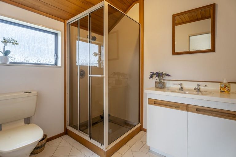 Photo of property in 7 Montrose Grove, Churton Park, Wellington, 6037