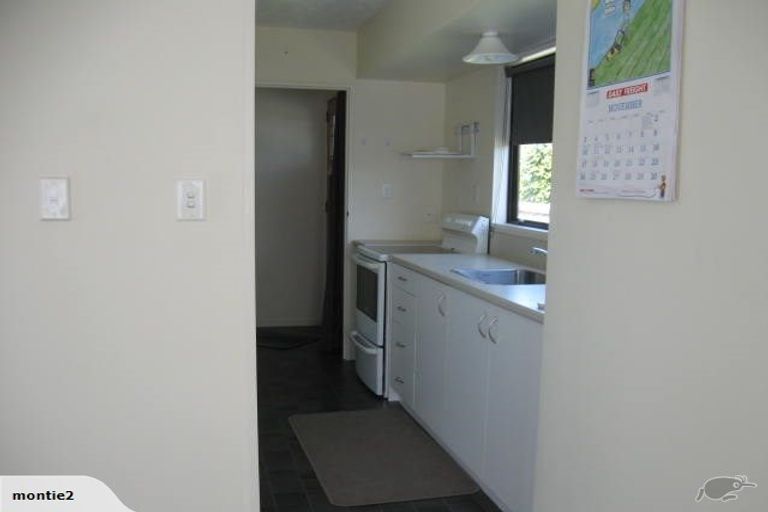 Photo of property in 33 Mortlake Street, Islington, Christchurch, 8042